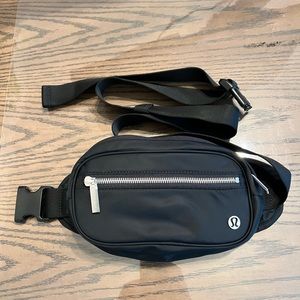 Lululemon Wunderlust Belt Bag